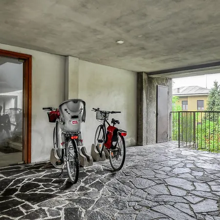 Angolo Alla Stazione - Bilocale Ristrutturato Zona Stazione E Ospedali Pavia Exterior photo