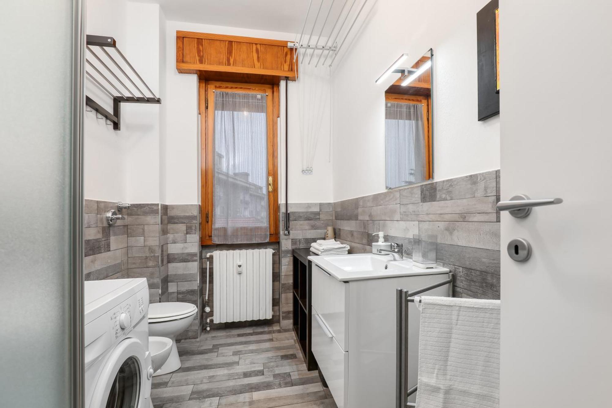 Angolo Stazione - Bilocale Ristrutturato Zona Stazione E Ospedali Apartment