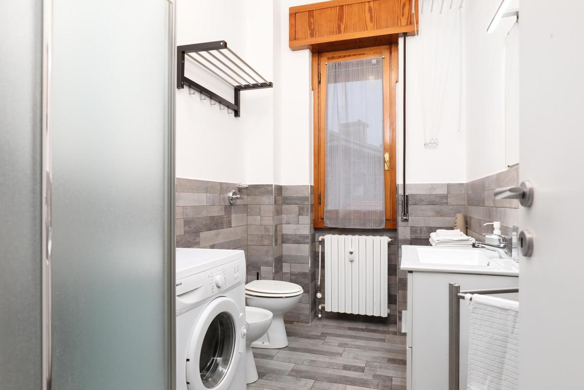 Apartment Angolo Stazione - Bilocale Ristrutturato Zona Stazione E Ospedali *